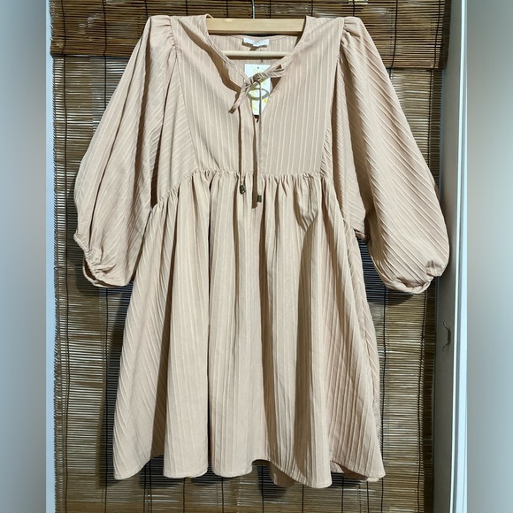 NWT! Entro Tan Tie Front Smocked Sundress - Picture 1 of 6